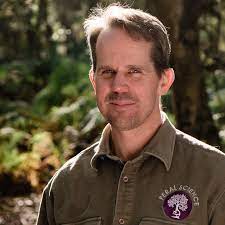 2025 Masterclass : Make your own Broken Roof Cave Style Atlatl: Feral Science